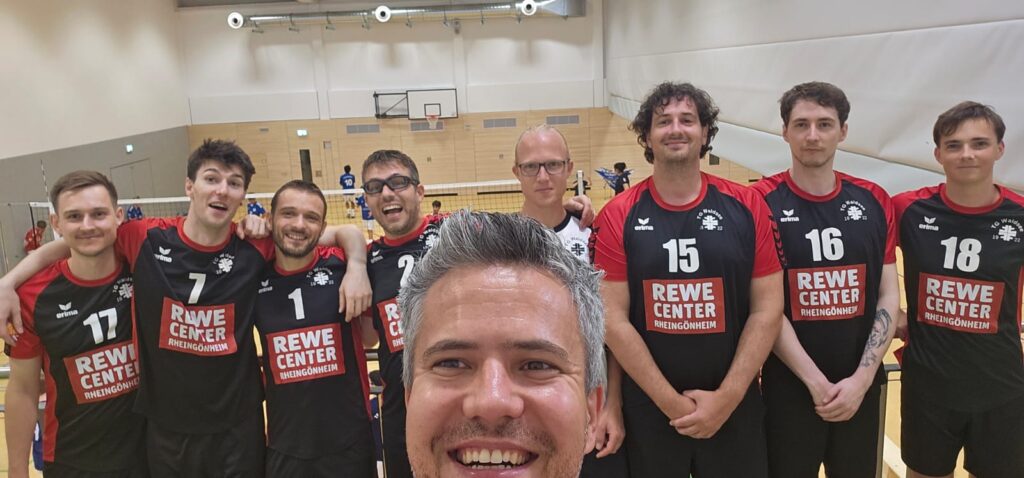 Das Bild zeigt Spieler der TG Waldsee in einer Sporthalle.